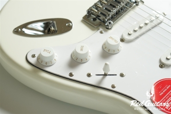 AFFINITY STRATOCASTER - OLW